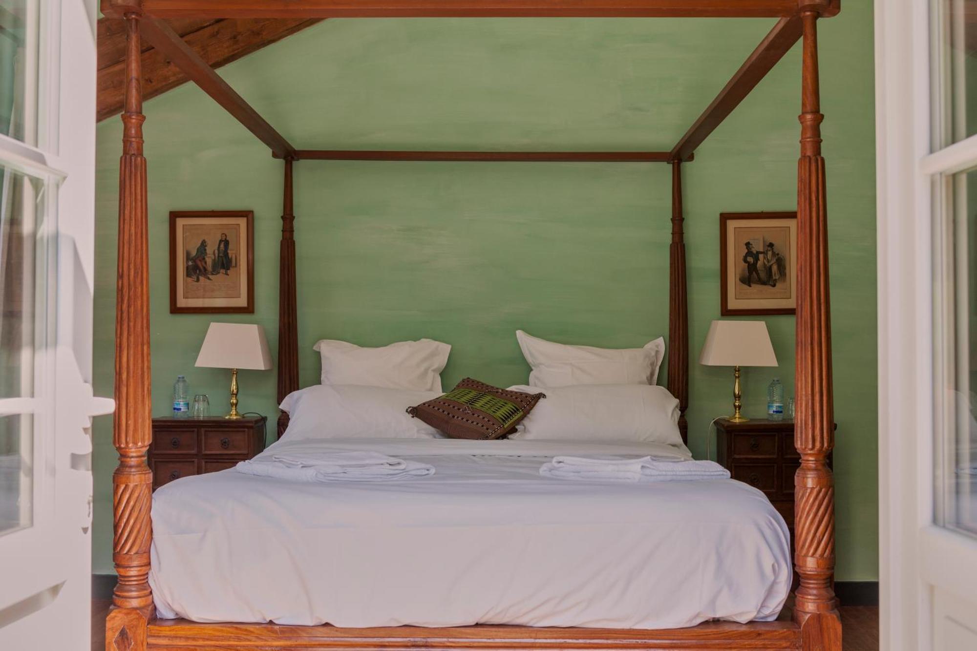 Chez Jules Et Leonie Bed & Breakfast Valmondois ภายนอก รูปภาพ